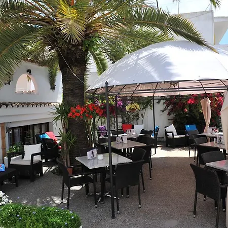 Hotel Antares *