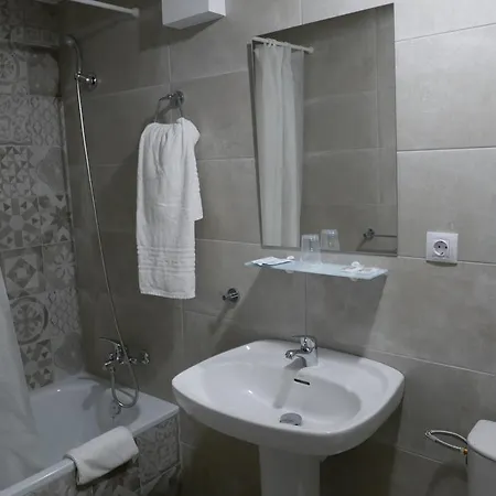 Antares Hotel *